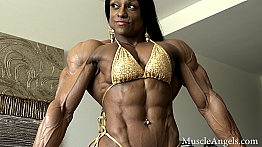 Andrea Shaw Muscular perfection