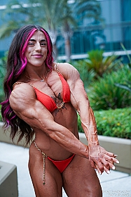 Hunter Henderson ​MuscleAngels.com