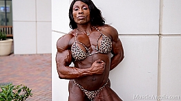 Mistress Treasure ​MuscleAngels.com