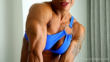 Daphney Carter ​MuscleAngels.com