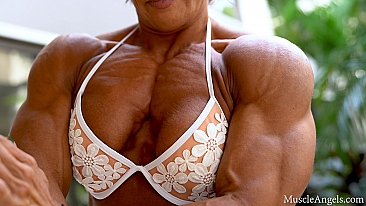 Jeannie Feldman ​MuscleAngels.com