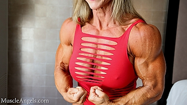 Leah Dennie ​MuscleAngels.com