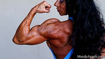 Liz Bradshaw ​MuscleAngels.com